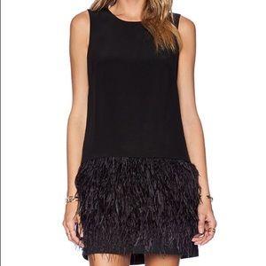 🎀 Olivia Palermo 🎀 NWOT Black Feather Trim Dress